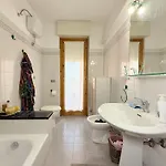 Se221 - Senigallia, Ampio Con Posto Auto *